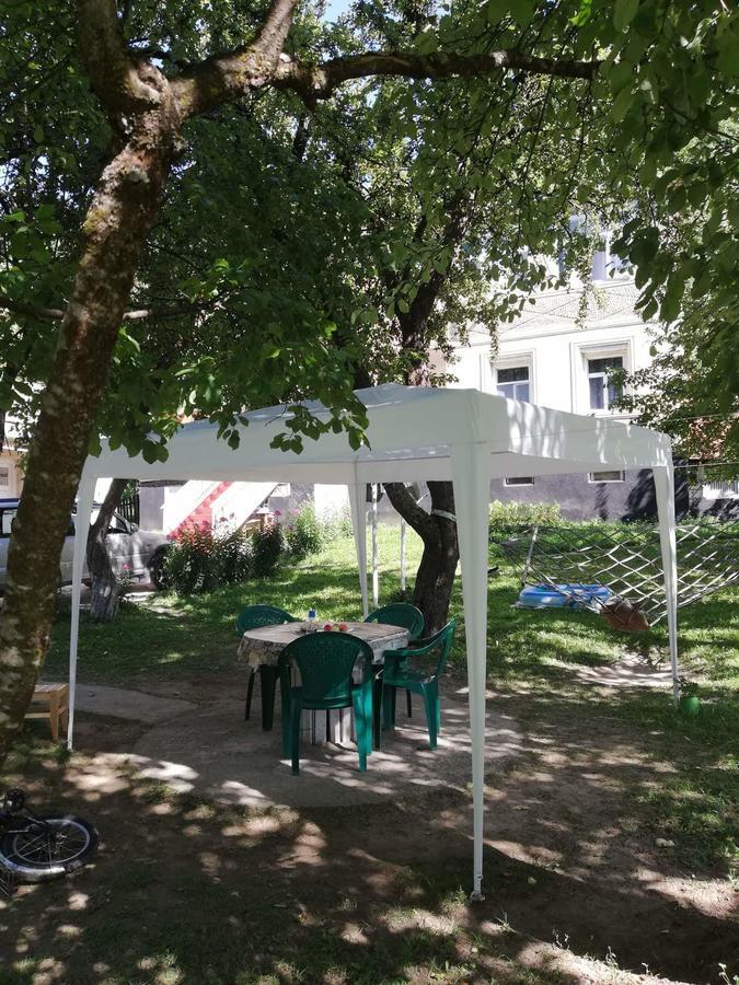 Ushba Hotel Mestia Exterior photo